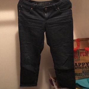 Jennifer Lopez cropped skinny jeans